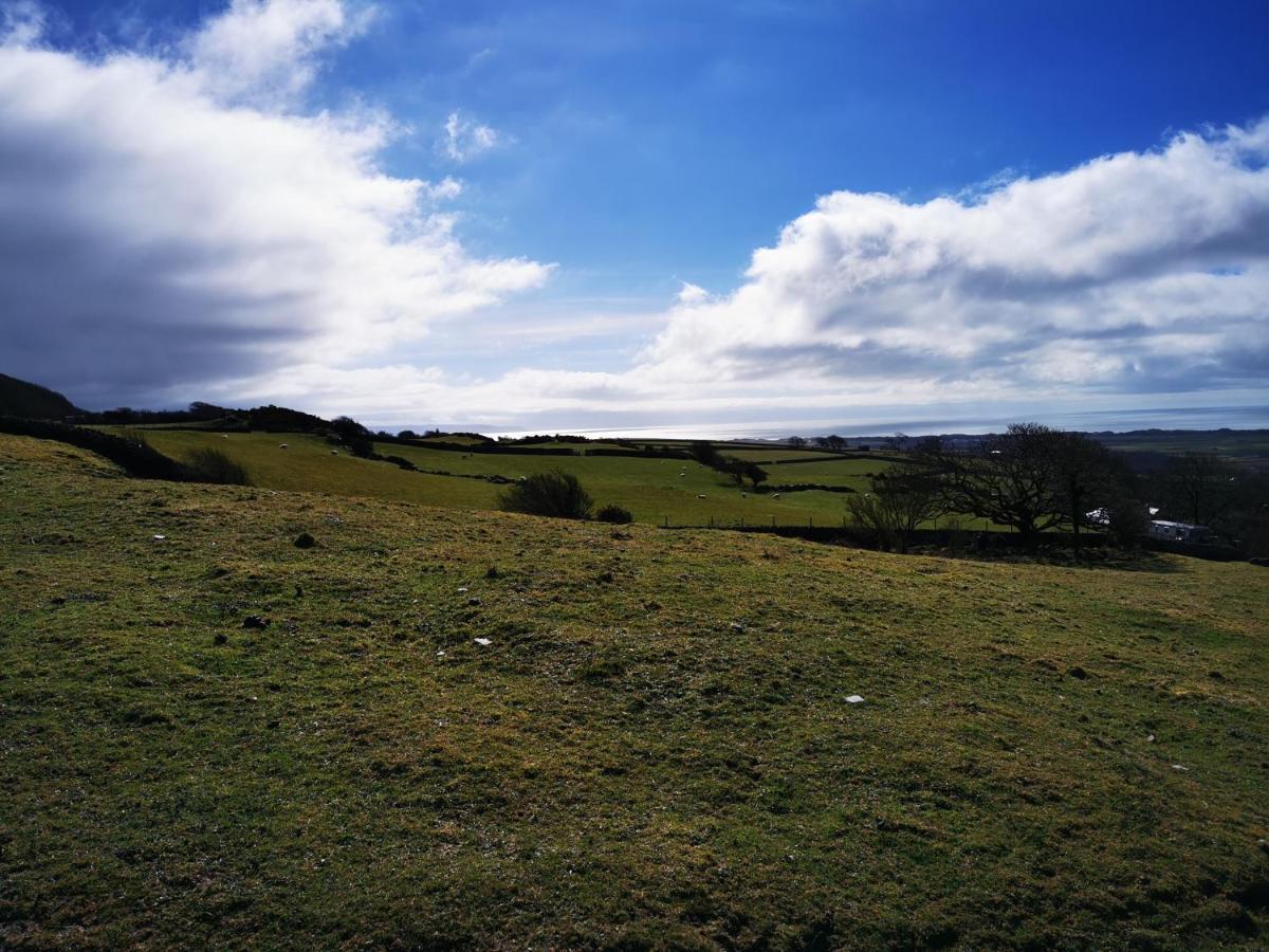 Ty Gwennol Near Gilfach Goch Apartamento Llanbedr  Exterior foto