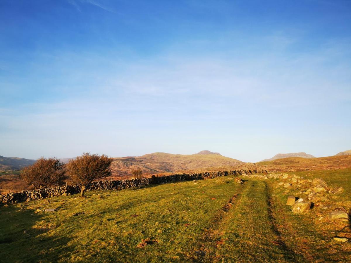 Ty Gwennol Near Gilfach Goch Apartamento Llanbedr  Exterior foto