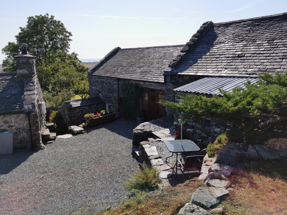 Ty Gwennol Near Gilfach Goch Apartamento Llanbedr  Exterior foto